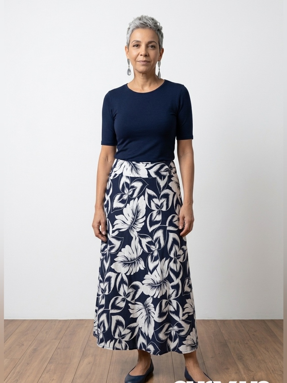 Talbots Floral Navy and White Skirt